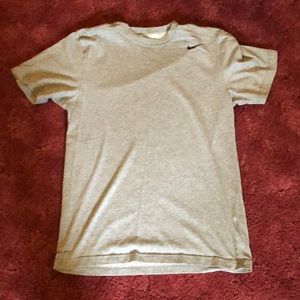 Nike dry-fit T-shirt size S